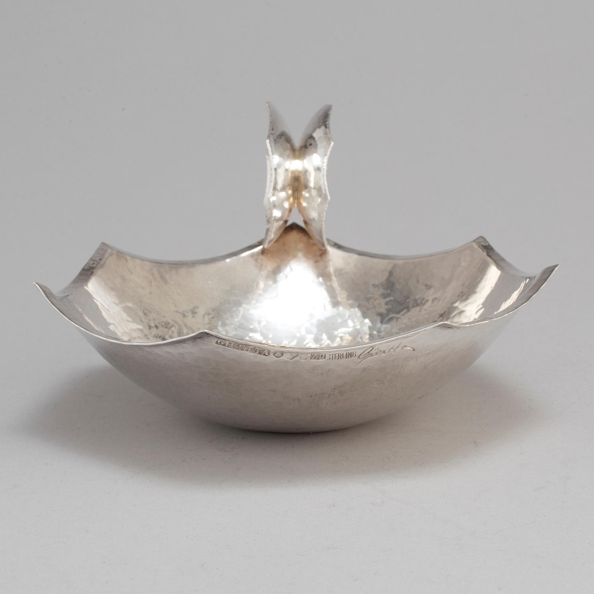 CLAËS E. GIERTTA, a sterling silver bowl, Stockholm 1974.