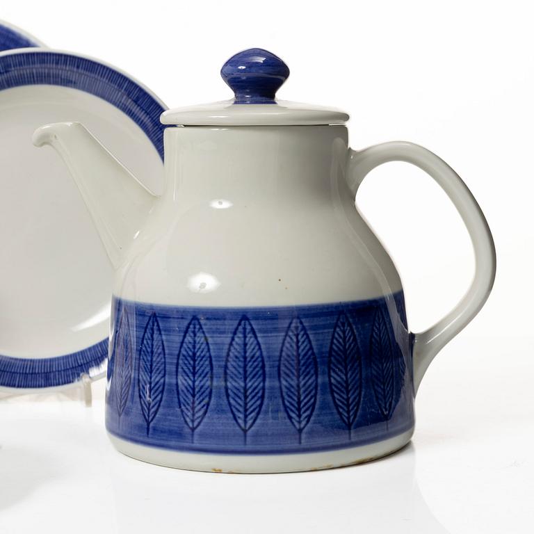 Hertha Bengtson, Dinner service, 55 pieces, porcelain, “Koka Blå”, Rörstrand.