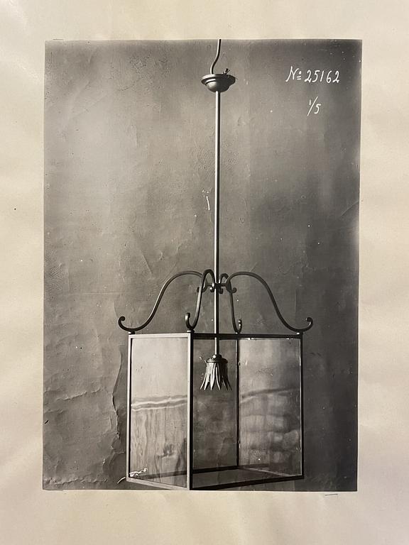 Erik Tidstrand, a Swedish Grace ceiling lamp model "25162", Nordiska Kompaniet 1920s.