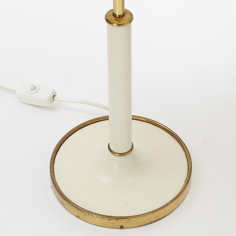 Josef Frank, bordslampor, ett par, modell 2466,  Firma Svenskt Tenn.