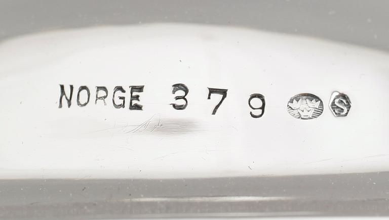 KANDELABRAR, 1 par, silver, Norge, 1900-talets första hälft.
