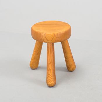 INGVAR HILDINGSSON, an oak stool from I.H. slöjd, second half of the 20th Century.