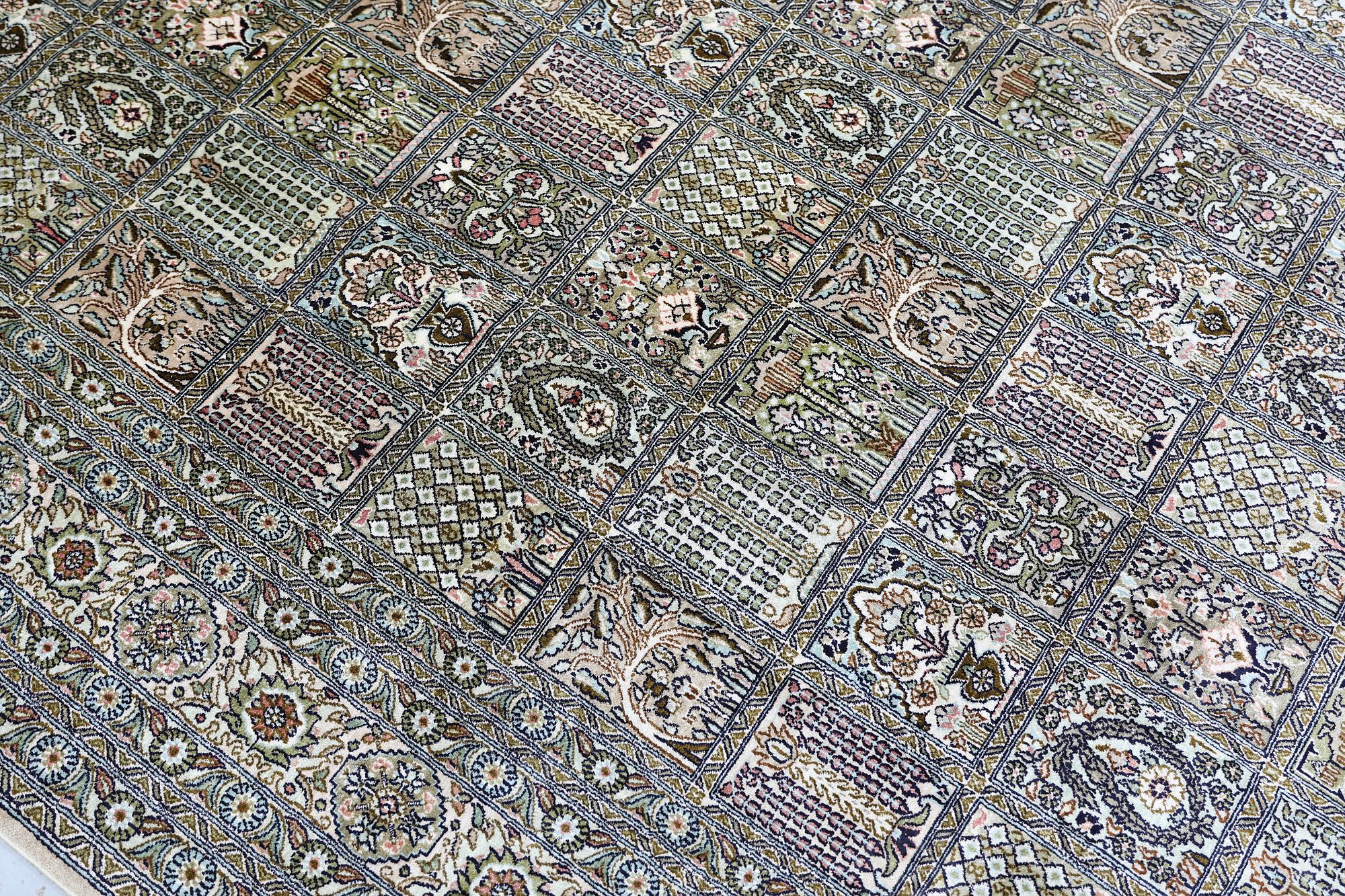 A silk carpet, Kashmir, approx. 370 x 272 cm.