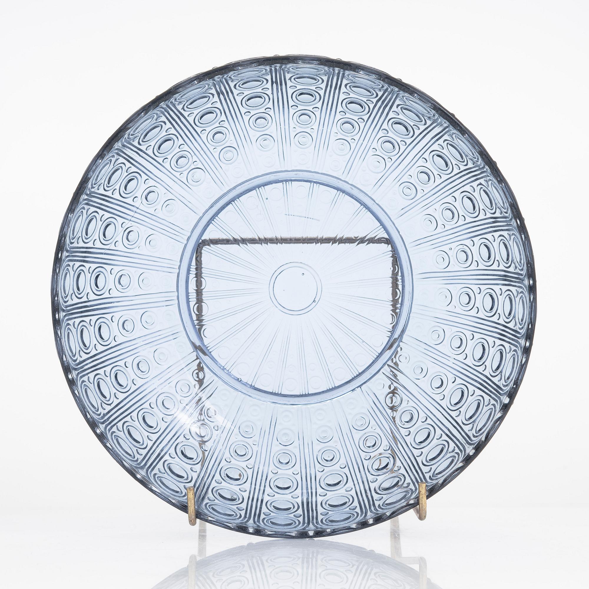 Nanny Still, dessertskålar, 16 st och skål,  "Riikinkukko" (Påfågel), 5325, Riihimäen Lasi. I produktion 1968-1969.