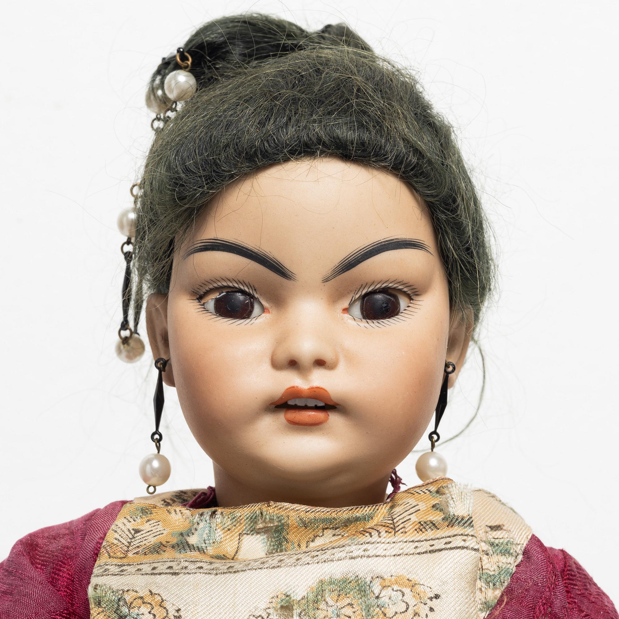 Girl doll, Simon & Halbig, ca 1893.