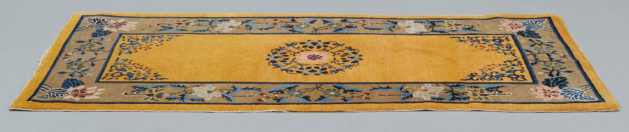 MATTA, old Kina, ca 177,5 x 92,5 cm.