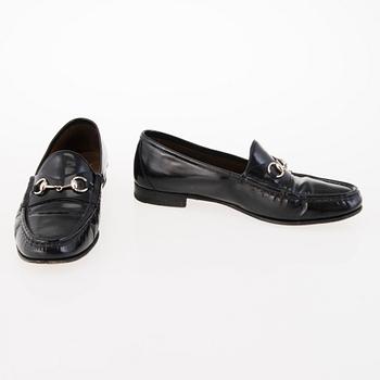 GUCCI Three Pairs of Shoes in size 40.