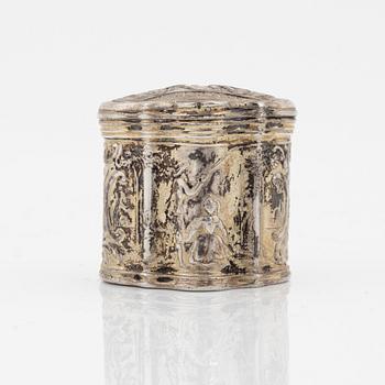 A Dutch silver box, late 18th century.
