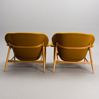 CARIN BRYGGMAN, A PAIR OF ARMCHAIRS.