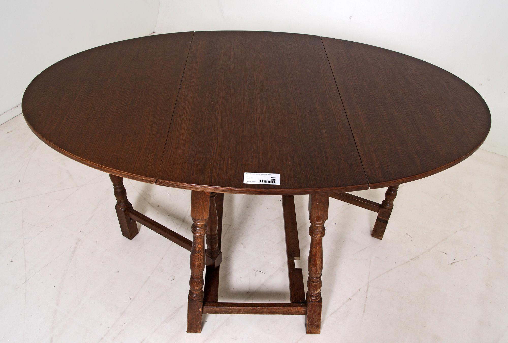 KLAFFBORD, barockstil. 1900-tal.