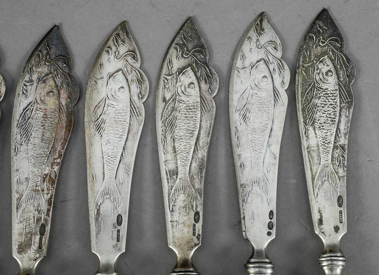 FISKKNIVAR, 11 st, silver, Ryssland 1900-talets början. Märkt G Radke. Total vikt 679 gr.