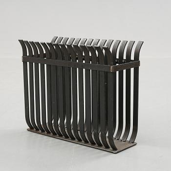 TIDNINGSSTÄLL, Illums Bolighus, 1990-tal.