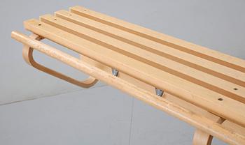 HATTHYLLA. Modell 109, Alvar Aalto, Artek, formgiven 1936.