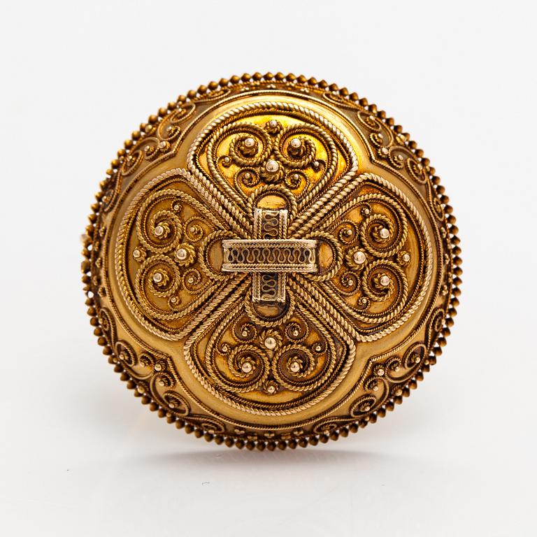 Otto Roland Mellin, An 18K gold brooch. Helsinki 1878.
