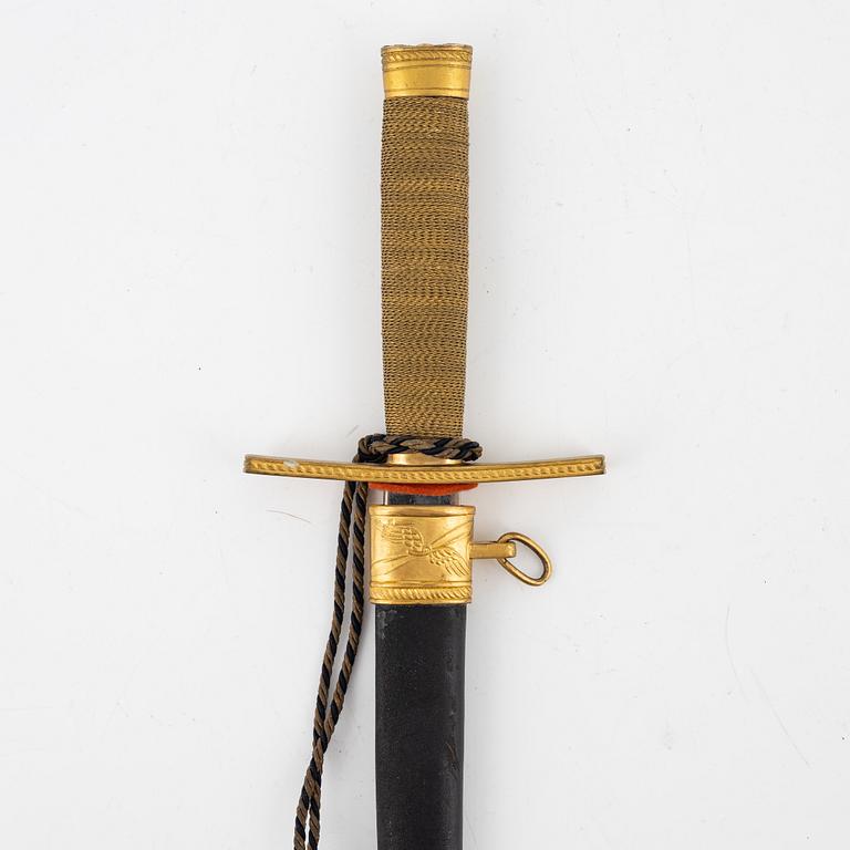 A Swedish Airforce dagger, 1930-52 pattern with scabbard,