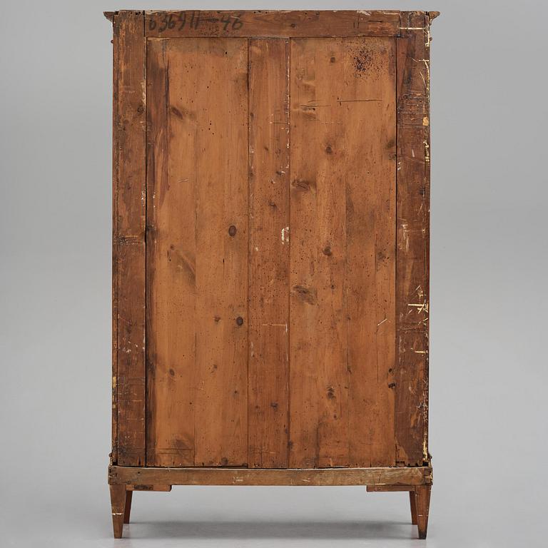 A late Gustavian mahogany bibliothéque, Stockholm, late 18th century.