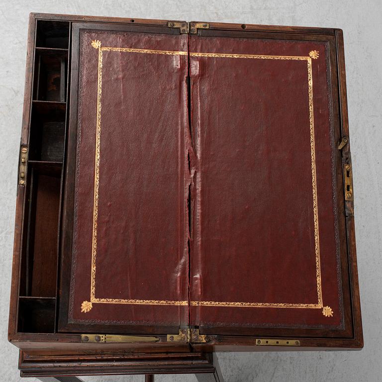 A writing box, 19th / 20th century.