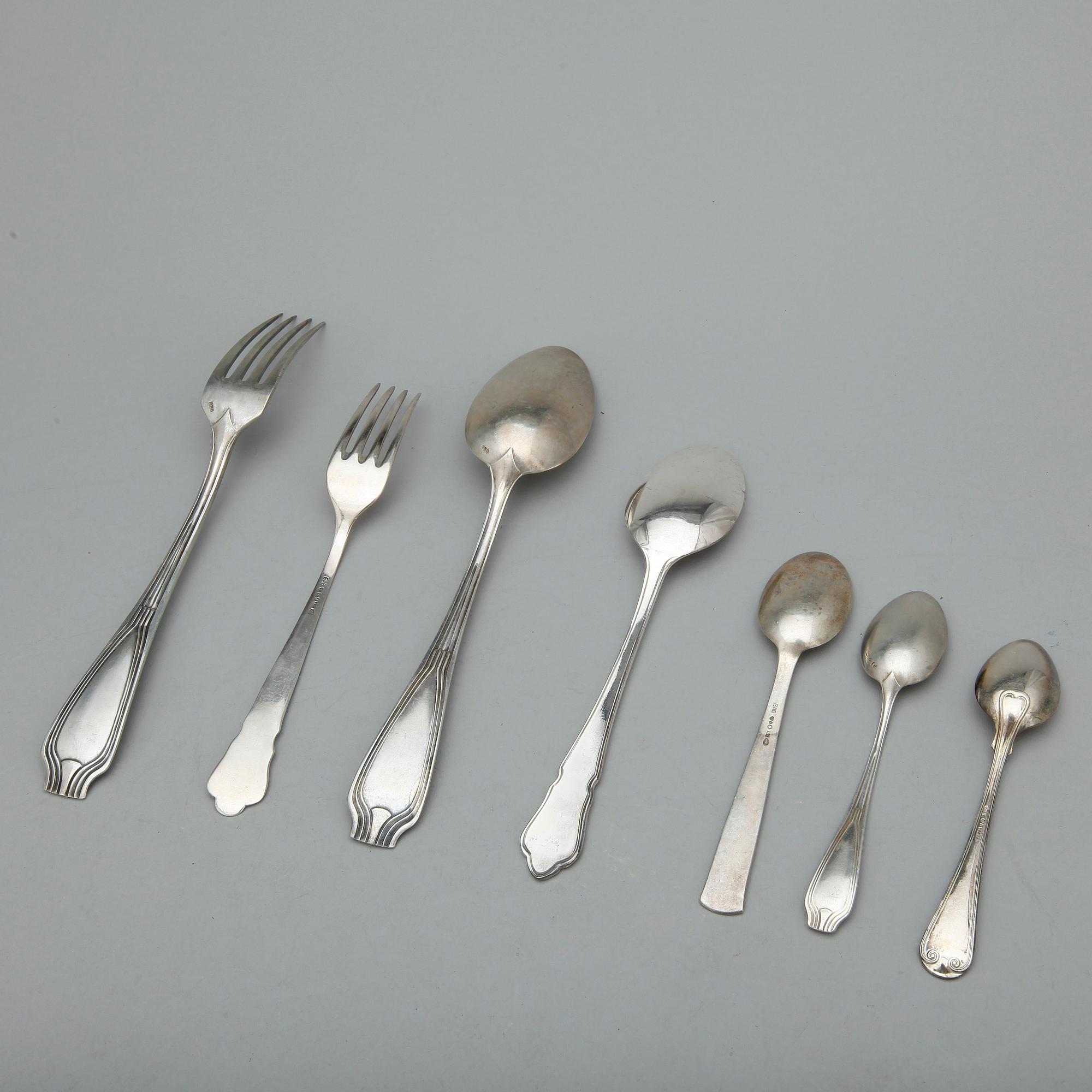 PARTI SILVERBESTICK, 37 delar, bla GAB Stockholm 1990-tal. Total vikt ca 976 gram.