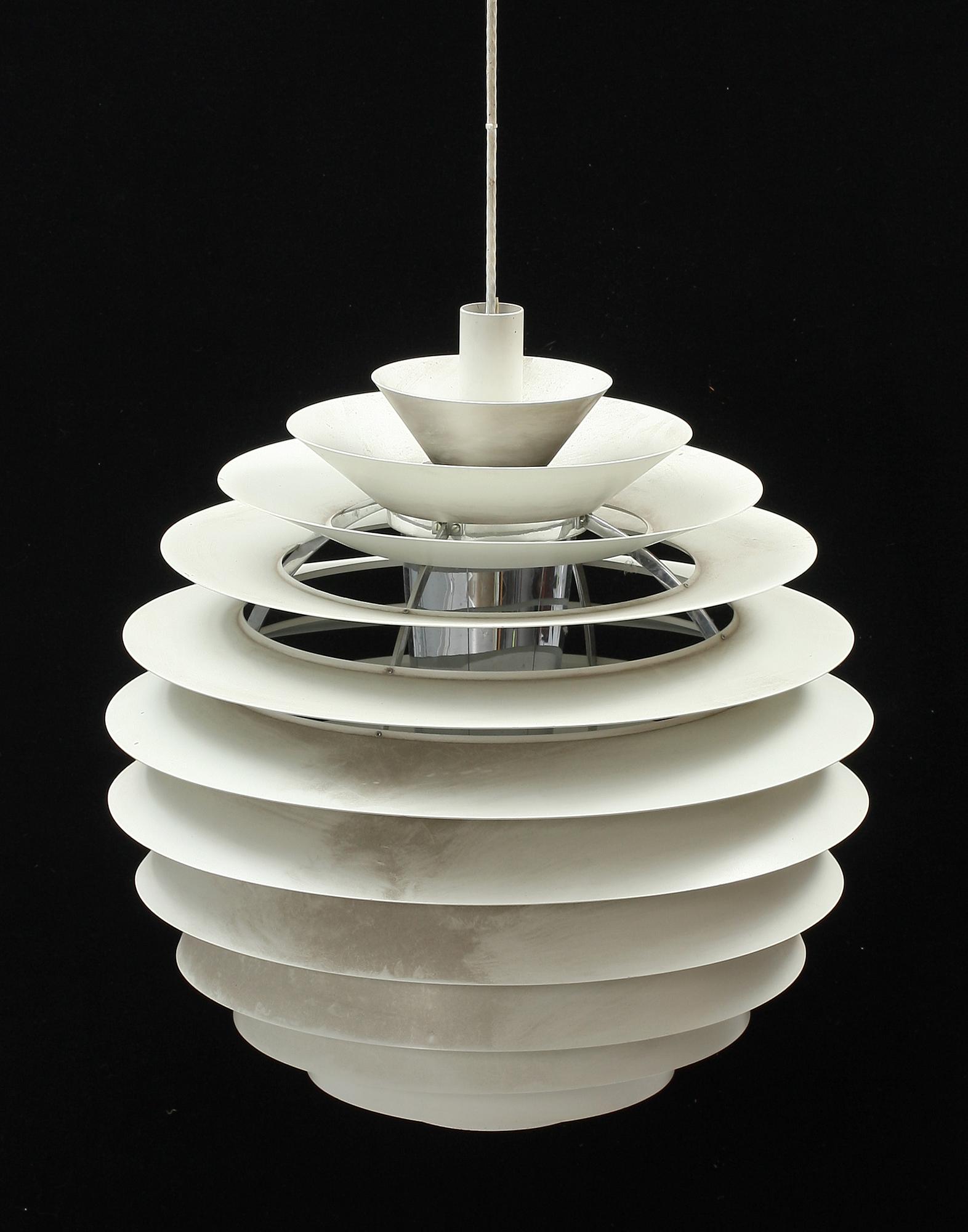 TAKLAMPA, "PH Globe", Poul Henningsen för Louis Poulsen. H 60.