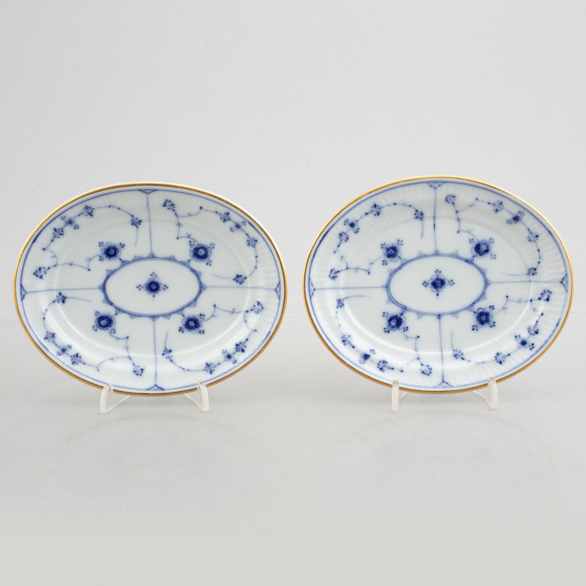 A pair of dishes and a sauce bowl, "Blue Fluted" / "Musselmalet" Royal Copenhagen, 1850-70 and 1893-1900.