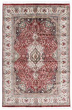 Carpet, oriental, silk, 145 x 215 cm.