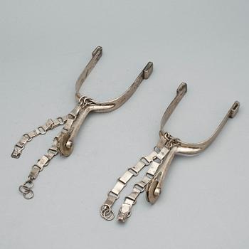 PARTI HÄSTATTIRALJER, 3 delar, mässing och metall, sannolikt Sydamerika, 1800-/1900-tal.