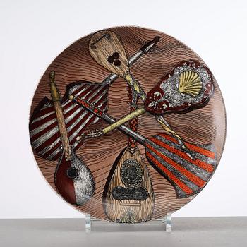PIERO FORNASETTI, tallrikar, 6 st, "Strumenti Musicali", Milano, Italien.