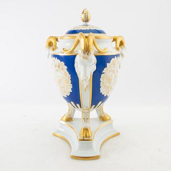 Urn with lid Empire style Rosenthal mid-20th century porcelain.