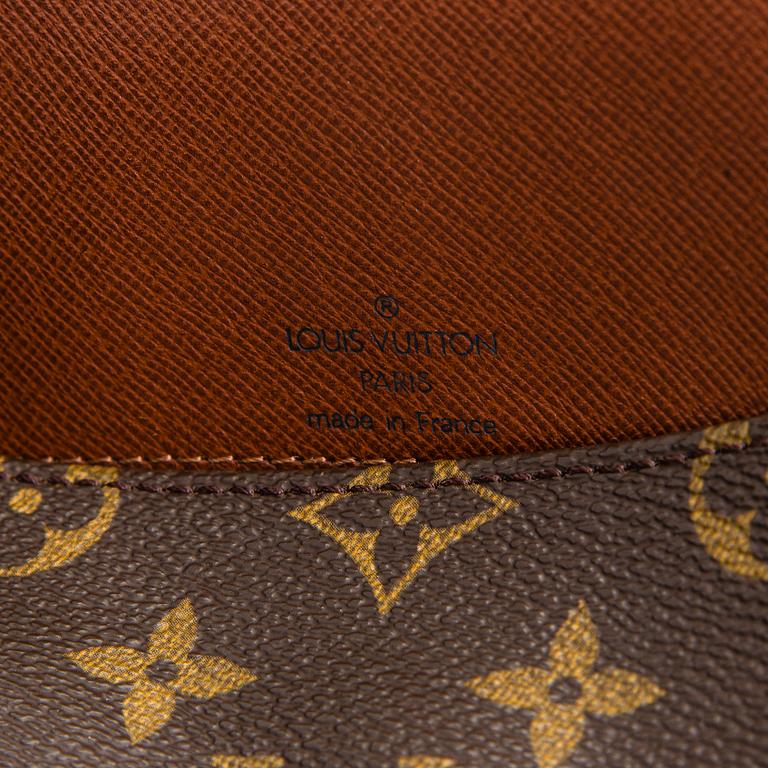 Louis Vuitton, a monogram 'Musette Salsa' Bag.