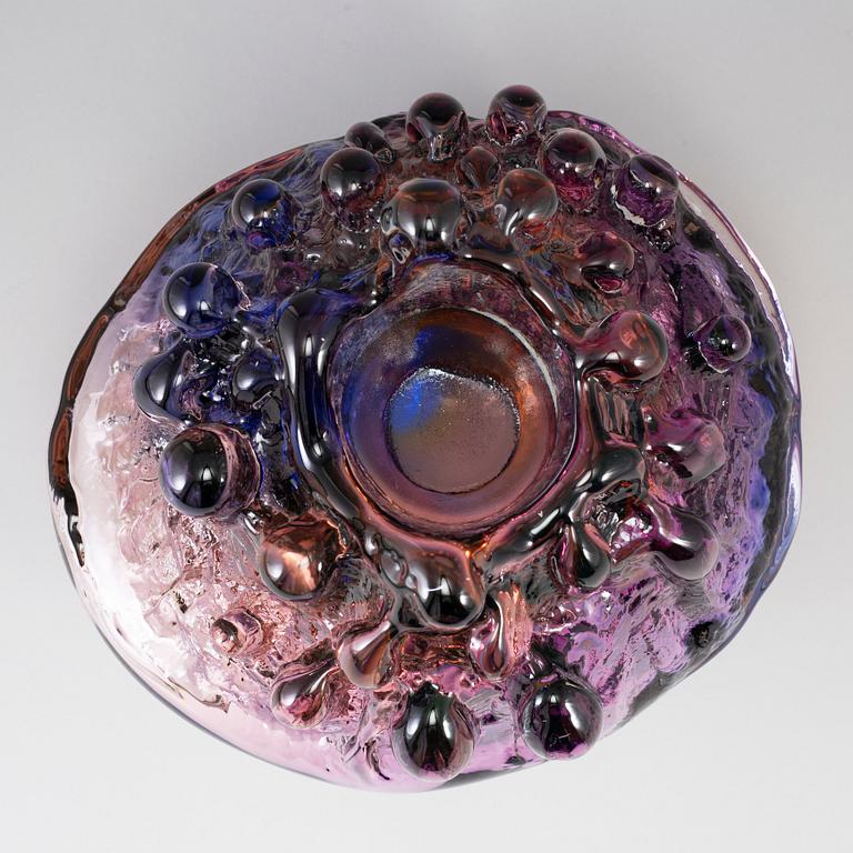 GÖRAN WÄRFF, a glass sculpture from Kosta Boda.