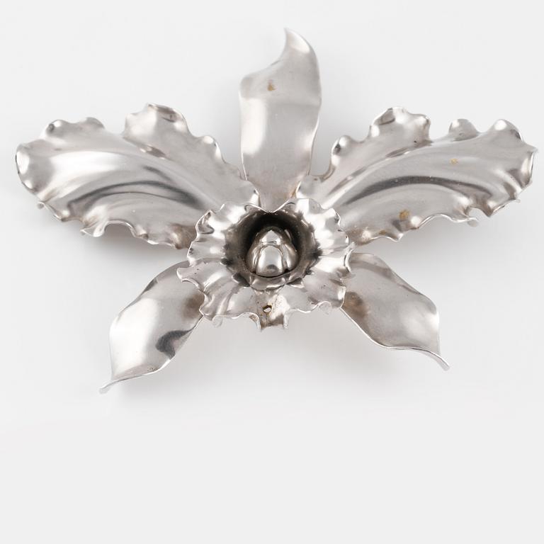BROSCH, silver, Wiwen Nilsson, Lund, 1952. Vikt 39,8 gram.