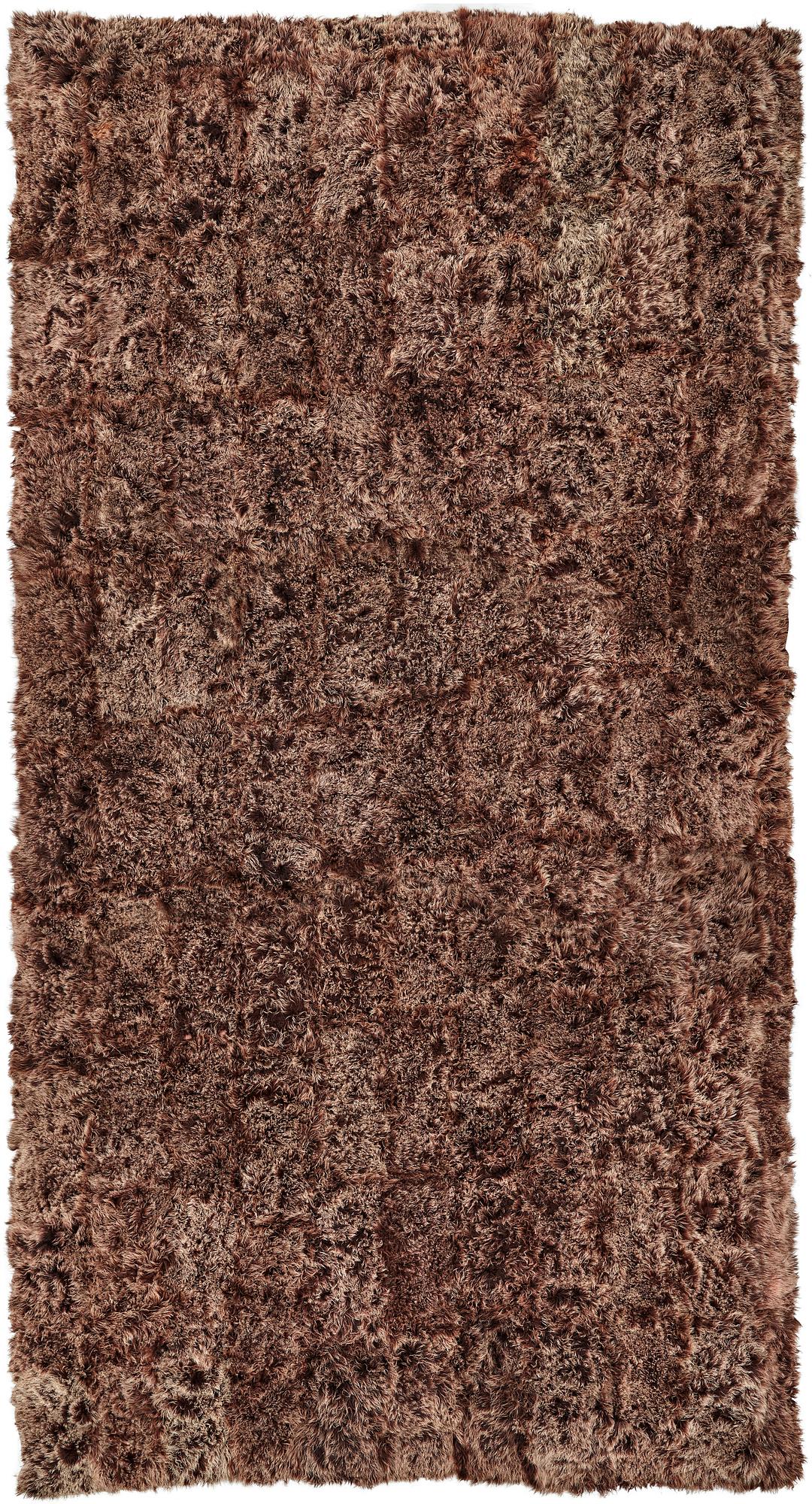 Matta, fårskinn, brunrödkamelhårsfärgad melerad, ca 985 x 541,5 cm.