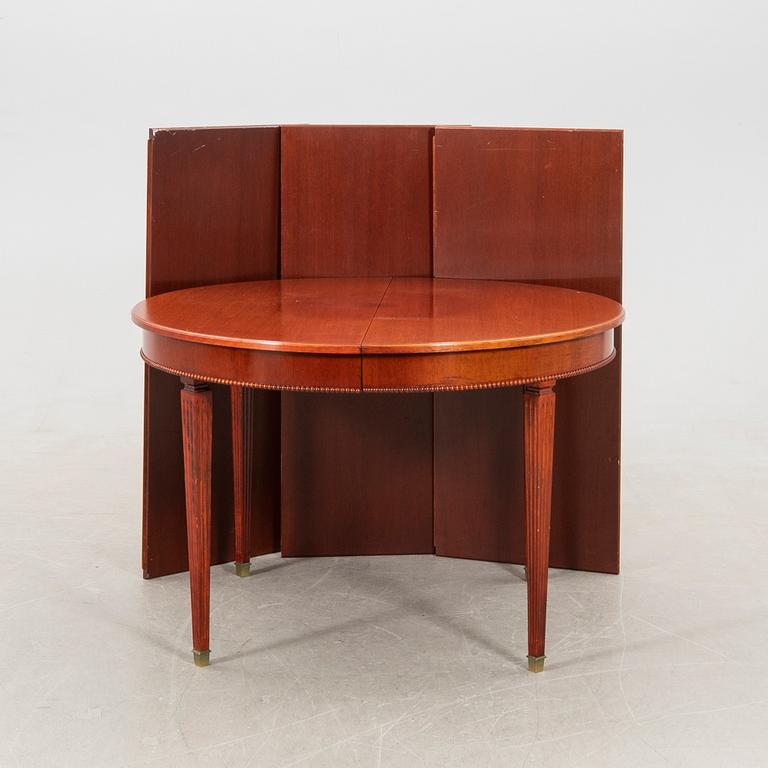Dining table, Gustavian style, mid-20th century.