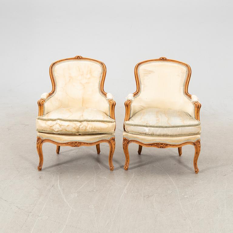 Armchairs, a pair in Louis XV style, first half of the 19th century.