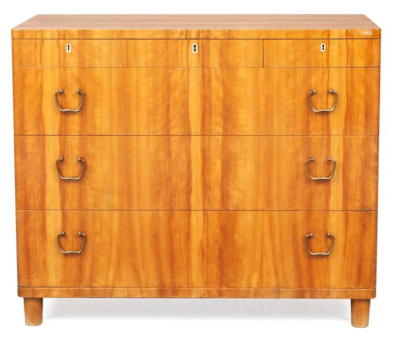 A Carl-Axel Acking elm chest of drawers with brass handles, by Svenska Möbelfabrikerna Bodafors, 1930's.