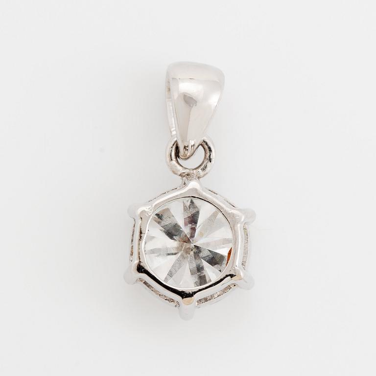 Ett hänge 18K vitguld med en rund briljantslipad diamant 1.16 ct D if (internally flawless).