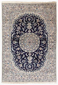 Carpet, Nain, ca. 295 x 203 cm.