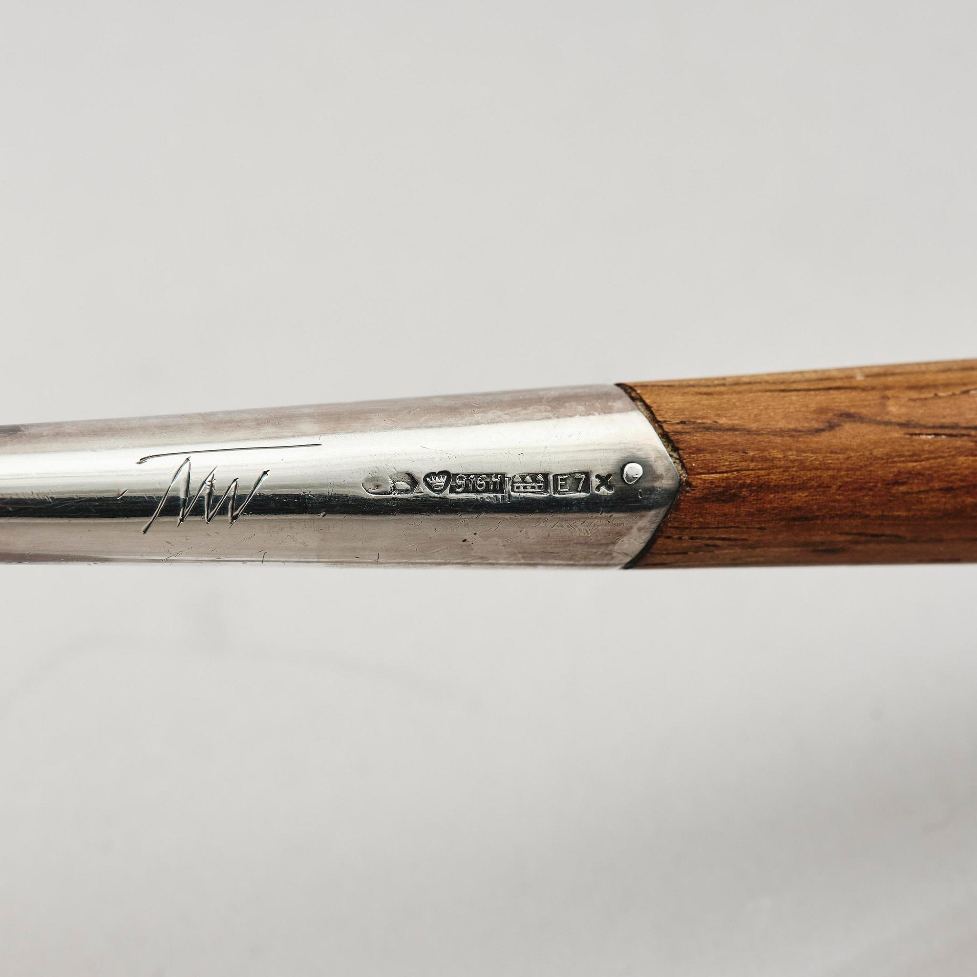 Tapio Wirkkala, skål, silver, modell TW 85, Hopeakeskus, Tavastehus, Finland 1958.