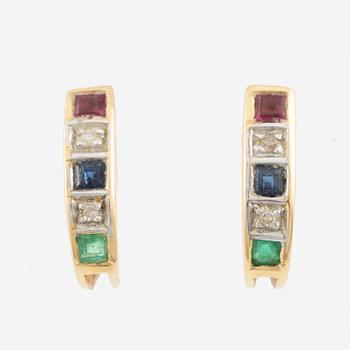 Ring, samt ett par örhängen, 18K guld med små rubiner, smaragder, safirer och diamanter.