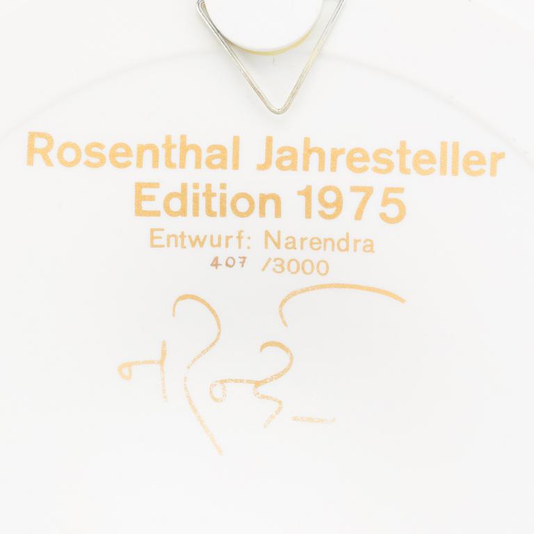 FAT, 3 st, porslin, Fruhtrunk, Narendra samt Natale Sapone, Studio-Line, Rosenthal, signerade och numrerade.