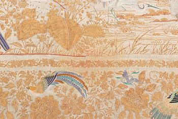 A Chinese silk embroidered wall panel/bedspread, Qing dynasty, 19th Century.