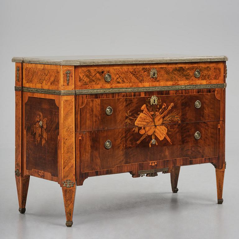 A Gustavian marquetry commode by A. Lundelius (master in Stockholm 1778-1823).