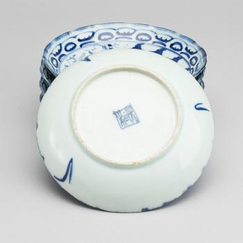 6 CHINESE PORCELAIN PLATES 19TH CENTURY.