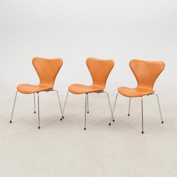 Arne Jacobsen, chairs 3 pcs "Seven" for Fritz Hansen, late 20th century.