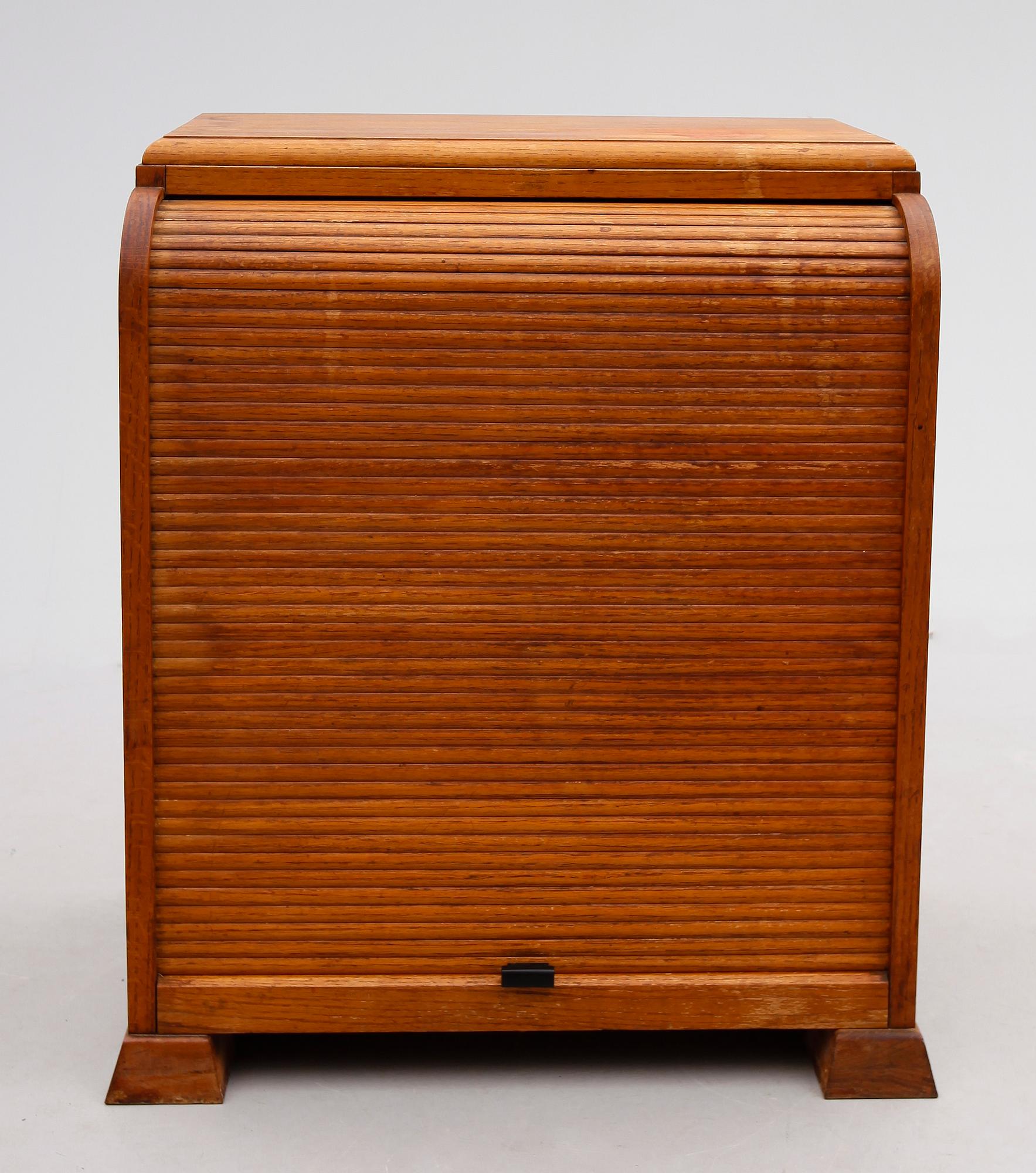 ARKIVSKÅP, 1900-talets första hälft.