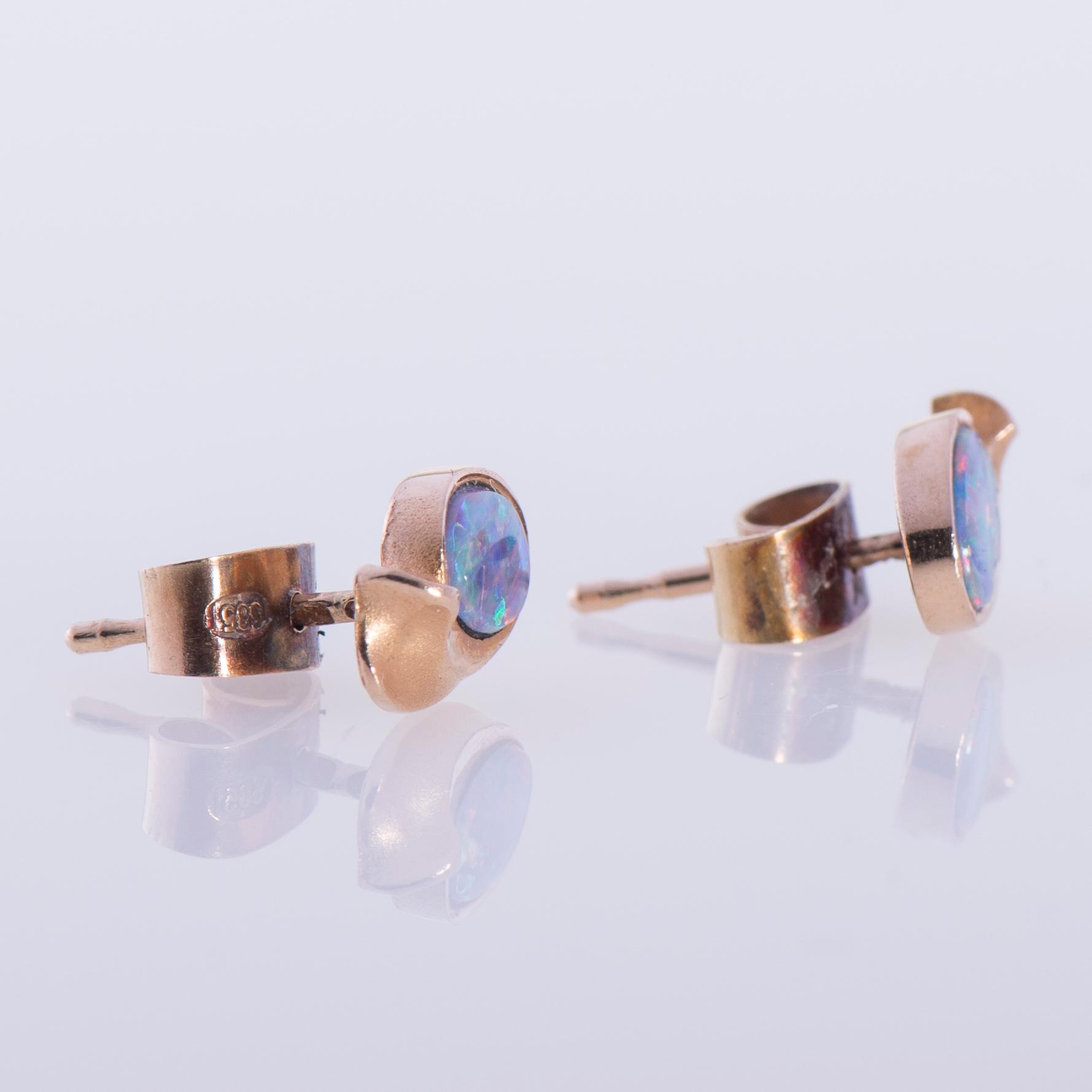 ÖRHÄNGEN, Jaina, 14K guld, opaler, Zoltan Popovits Lapponia. Vikt 1,4 g.