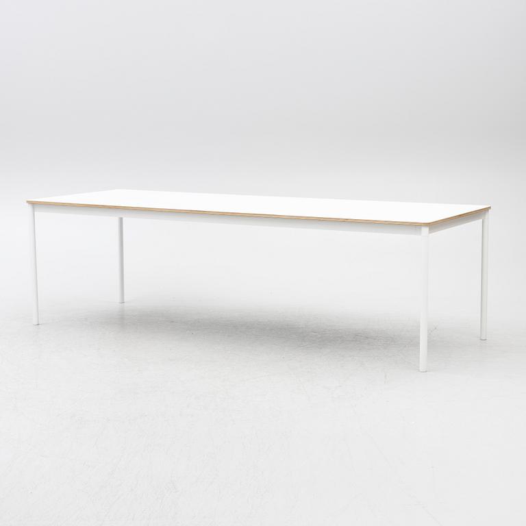 Mika Tolvanen, dining table "Base", Muuto,