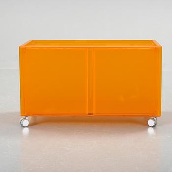 SIDOBORD, "One", Piero Lissoni för Kartell. 1990-tal.