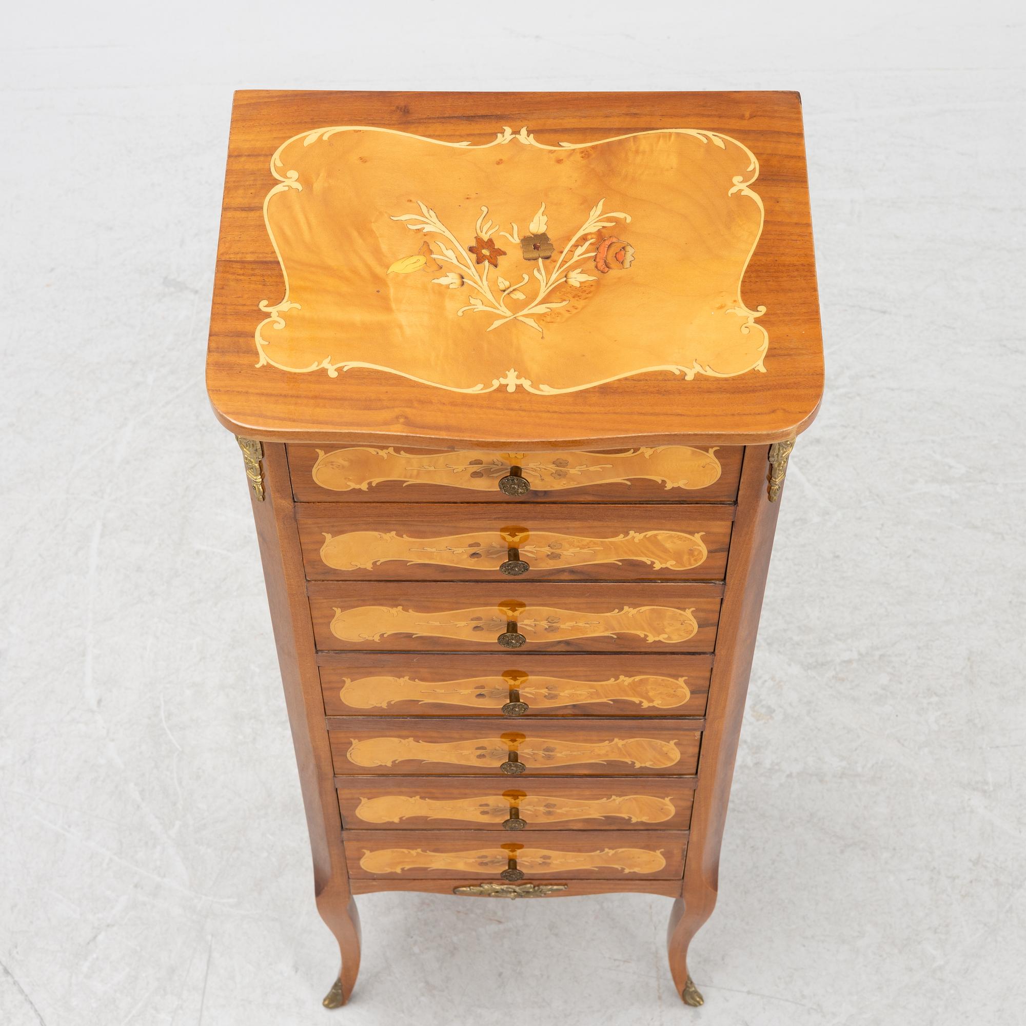 Byrå, Louis XV-stil, 1900-talets andra hälft.