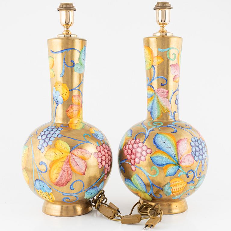 A pair of cermic tablelamps, Paolo Marioni, Italy.